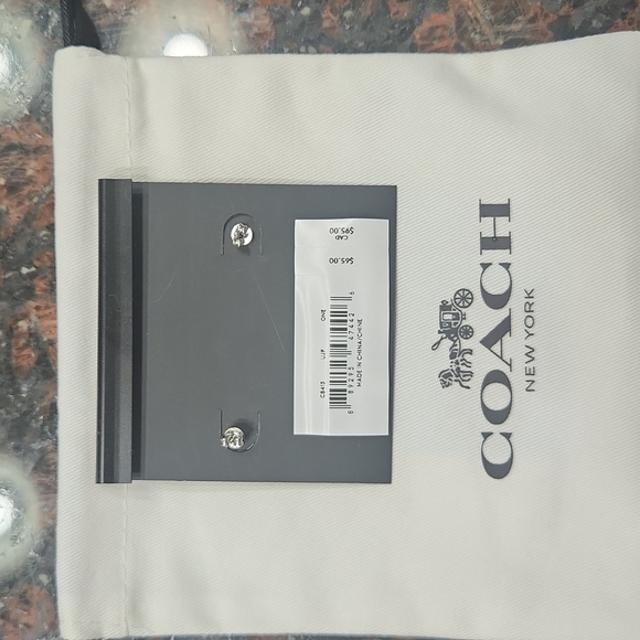 Coach earrings - Picture 3 of 3